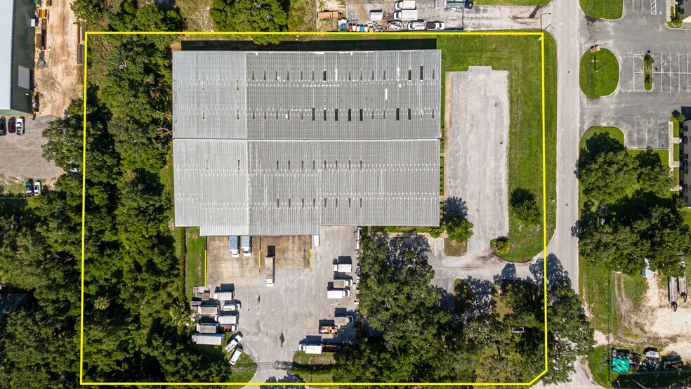 More Photos Of 3601 Parkway Blvd, Leesburg Distribution For Lease