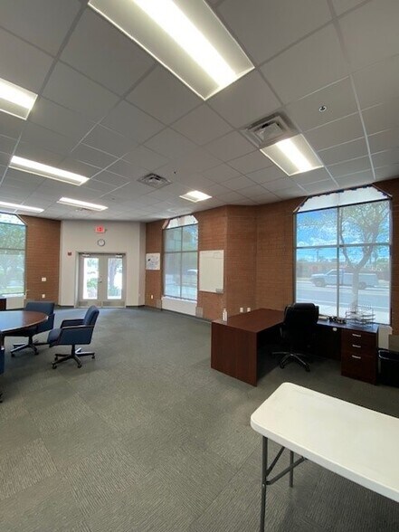 More Photos Of 1200 W University Dr, Tempe Office Residential For Lease