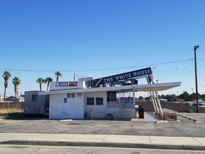 More Photos Of 44431 Division St, Lancaster Restaurant For Sale