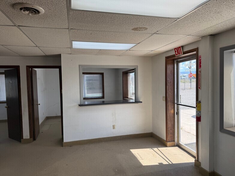 More Photos Of 1765 Launa Dr, Montrose Flex For Sale