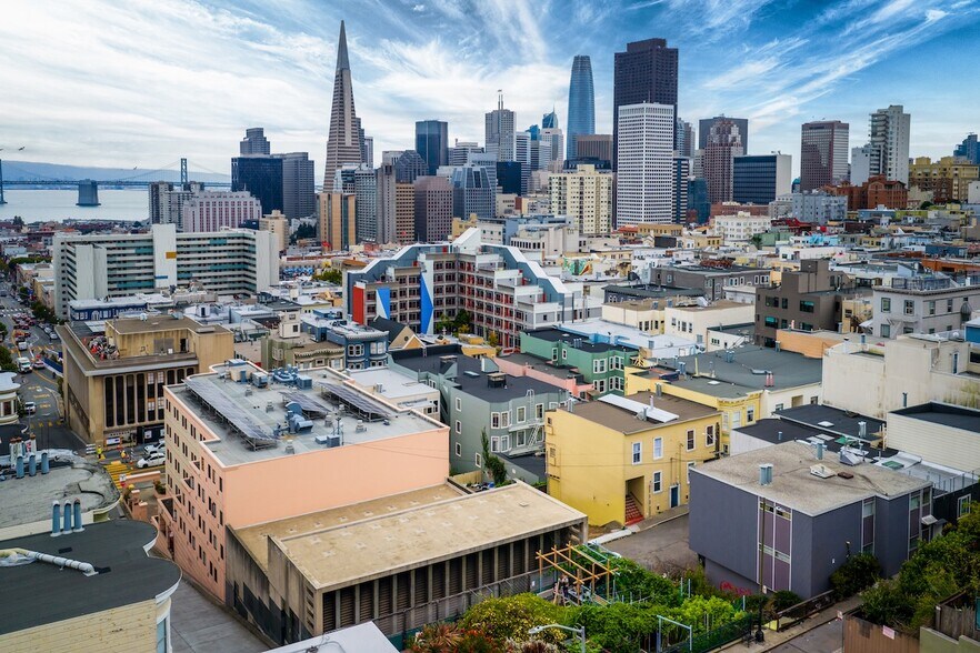 More Photos Of 54-60 Salmon St, San Francisco Apartments For Sale