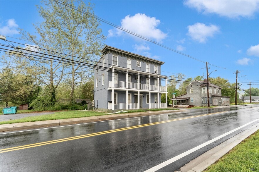 More Photos Of 229 N Church St, Thurmont Apartments For Sale