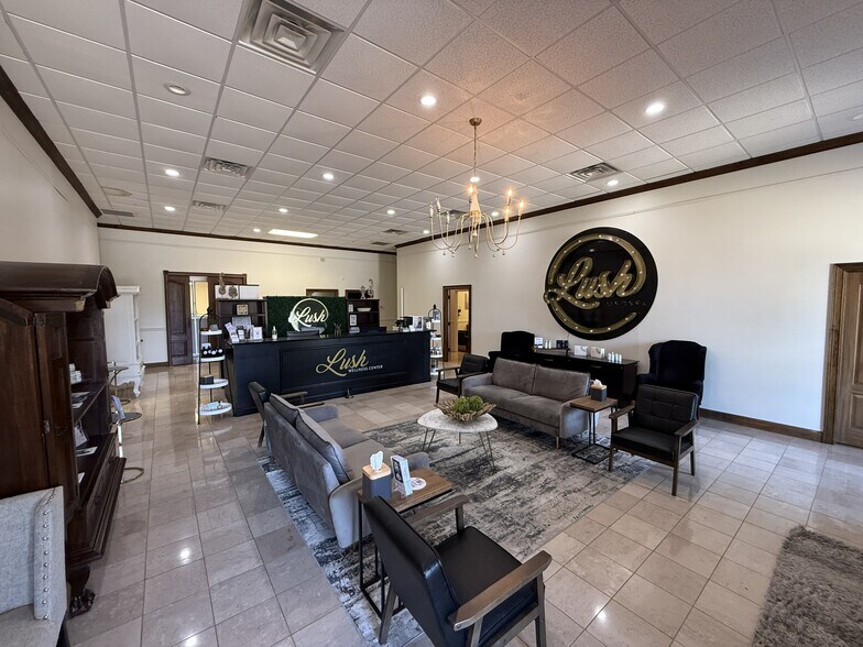 More Photos Of 4804 Highway 69 N, Northport Office For Lease