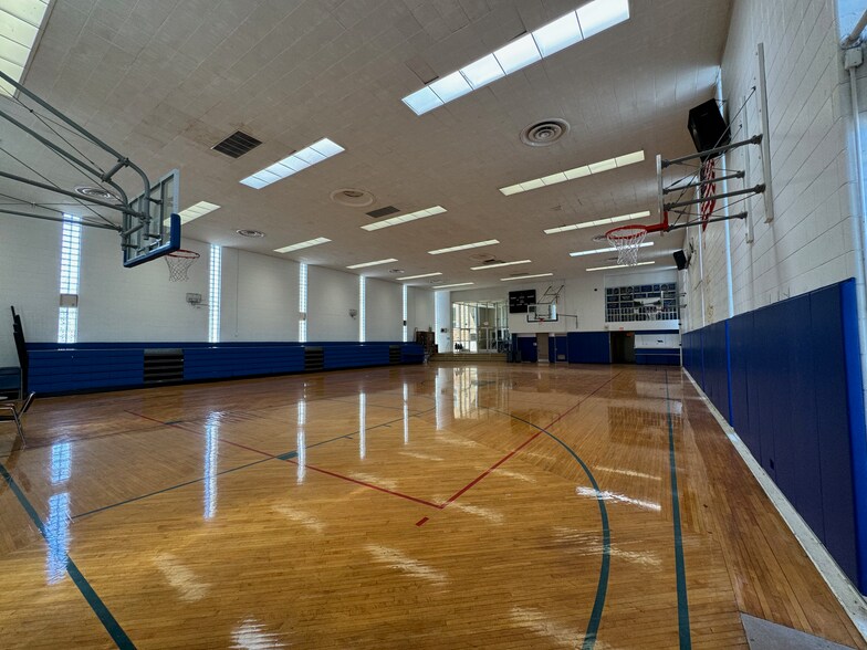 More Photos Of 900 Elizabeth St, Antioch Schools For Sale