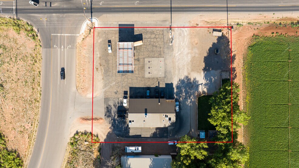 More Photos Of 1055 S Highway 89a, Kanab Service Station For Sale