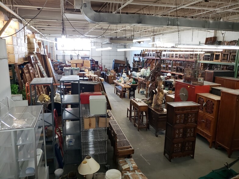 More Photos Of 174-180 Miller Pl, Hicksville Warehouse For Lease