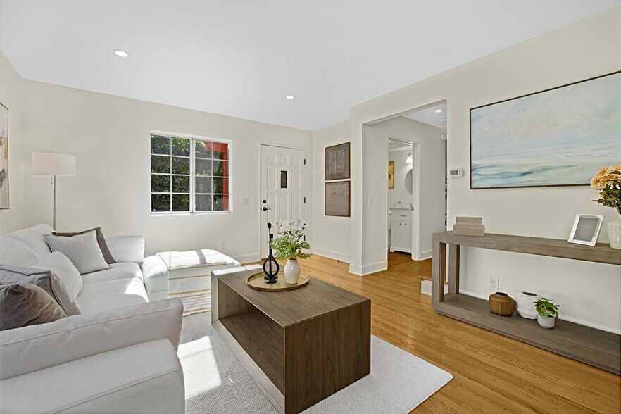 More Photos Of 7621 Norton Ave, West Hollywood Multifamily For Sale