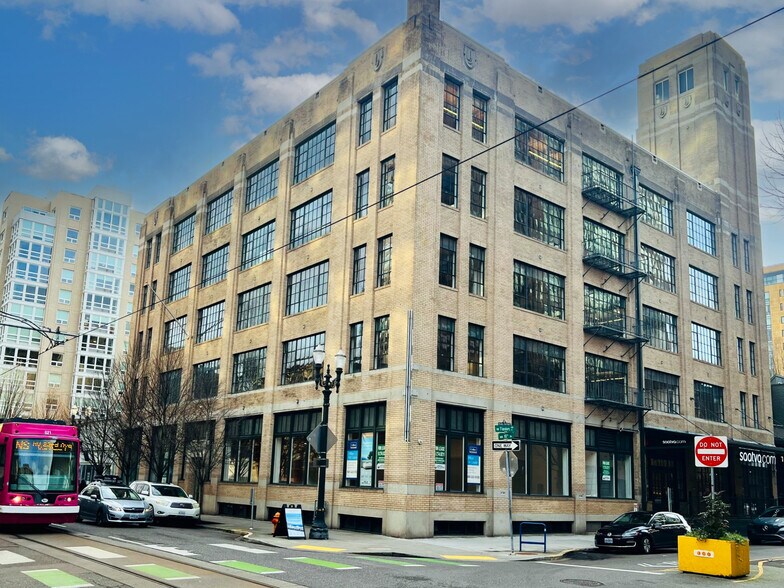 Primary Photo Of 1010 NW Flanders St, Portland Office For Lease