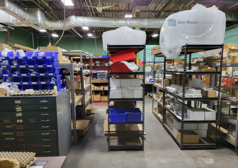 More Photos Of 604 South St, Holbrook Manufacturing For Sale