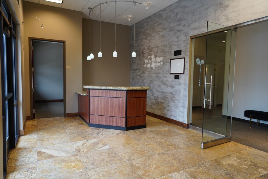 More Photos Of 1487 S Silicon Way, Saint George Freestanding For Lease
