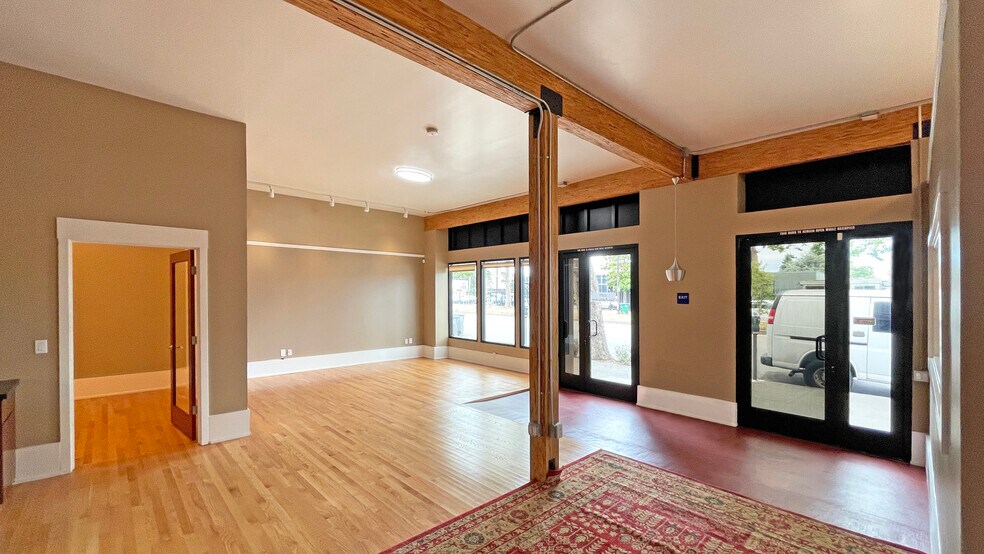 More Photos Of 2371-2373 San Pablo Ave, Berkeley Storefront Retail Residential For Lease