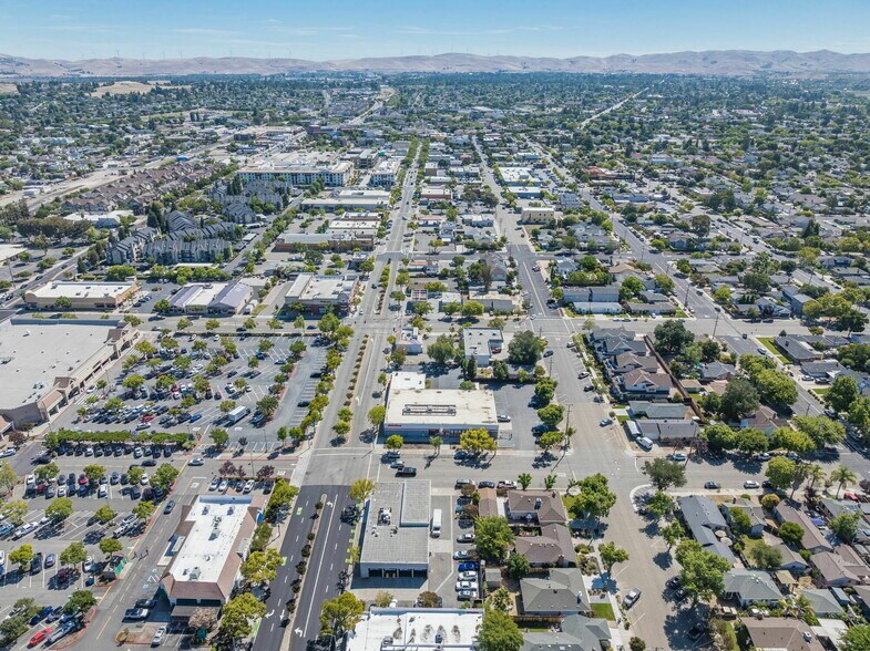 More Photos Of 1593 1st St, Livermore Fast Food For Lease