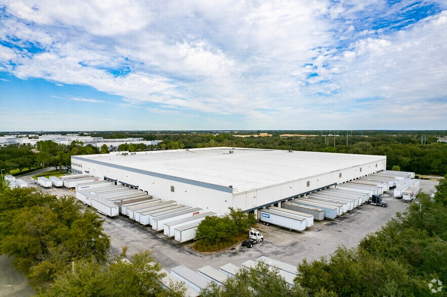 More Photos Of 8221 Eagle Palm Dr, Riverview Distribution For Lease