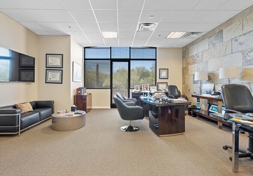 More Photos Of 10037 E Dynamite Blvd, Scottsdale Office For Sale