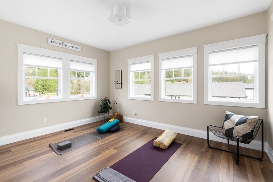 More Photos Of 9175 Gilmour, Mission Specialty For Sale