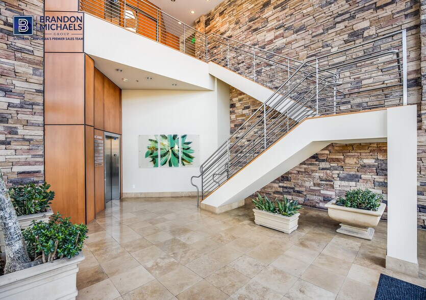 More Photos Of 925 Broadbeck Dr, Thousand Oaks Office For Lease