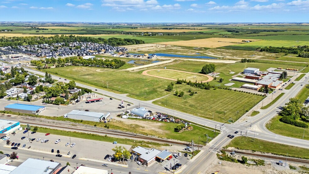 More Photos Of Intersection of Highway 581 and Highway 2A, Carstairs Land For Sale