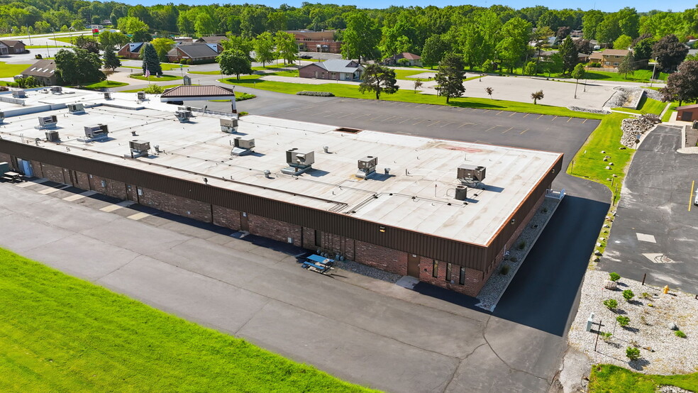 More Photos Of 2235 Dubois Dr, Warsaw Healthcare For Sale