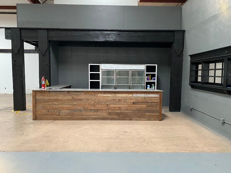 More Photos Of 119 E Us-80 Hwy, Forney Freestanding For Sale