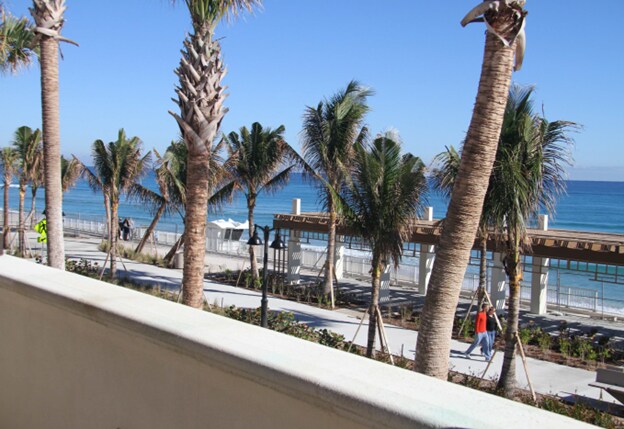 More Photos Of 10 S Ocean Blvd, Lake Worth Beach Storefront For Lease