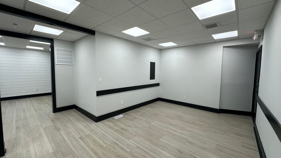 More Photos Of 509-513 Red Bank Rd, Goose Creek Medical For Lease