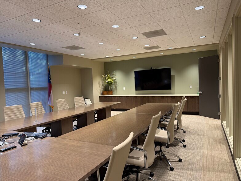 More Photos Of 5960 N Point Pky, Alpharetta Bank For Sale