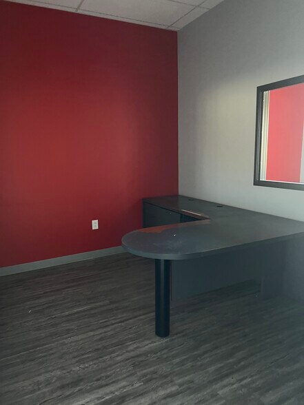 More Photos Of 5000 Western Center Blvd, Fort Worth Unknown For Lease