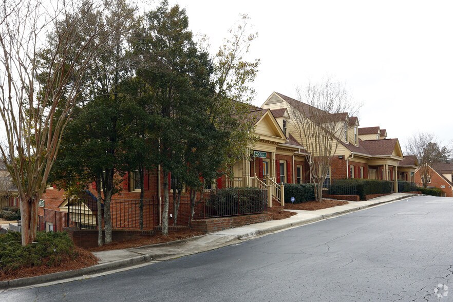 More Photos Of 3867 Holcomb Bridge Rd, Peachtree Corners Office For Lease