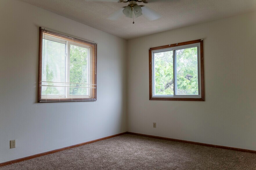 More Photos Of 5120 Walnut St, Omaha Apartments For Sale