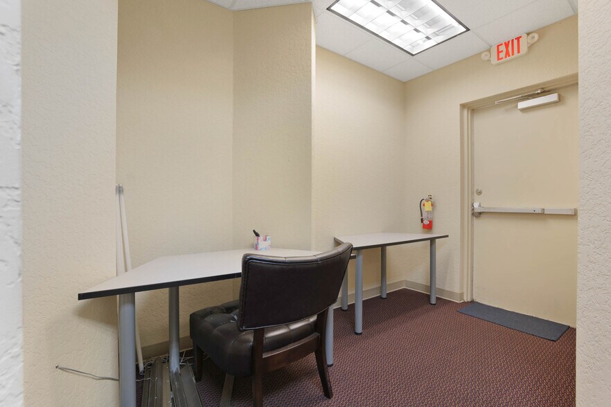 More Photos Of 844 N Stone St, Deland Medical For Sale