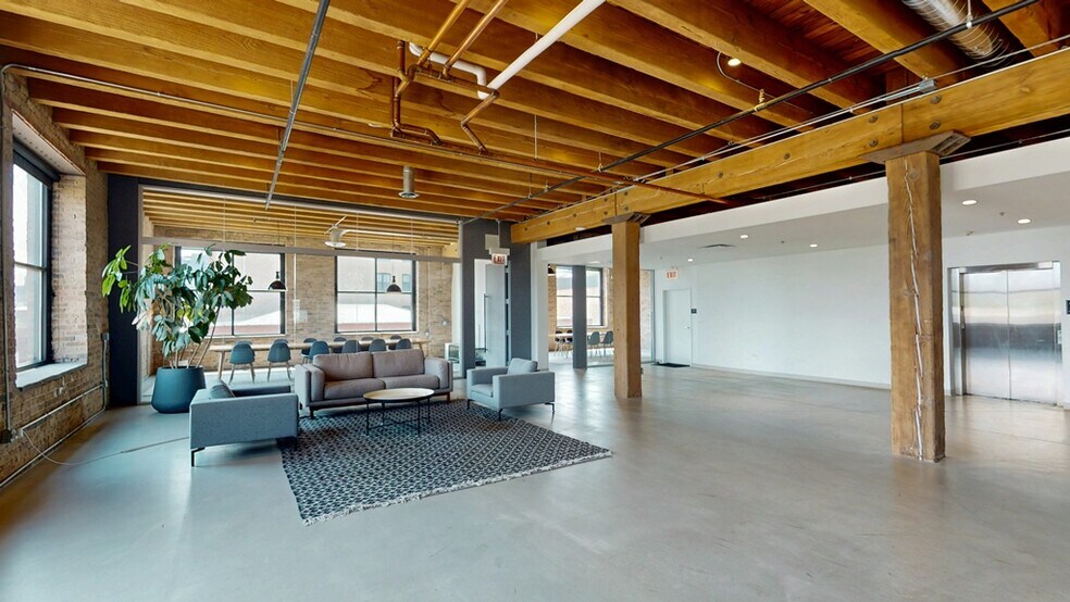 More Photos Of 1500 W Carroll Ave, Chicago Loft Creative Space For Lease
