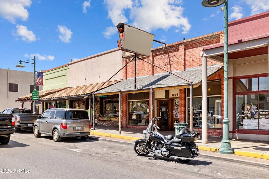 More Photos Of 1008 N Main St, Cottonwood General Retail For Sale