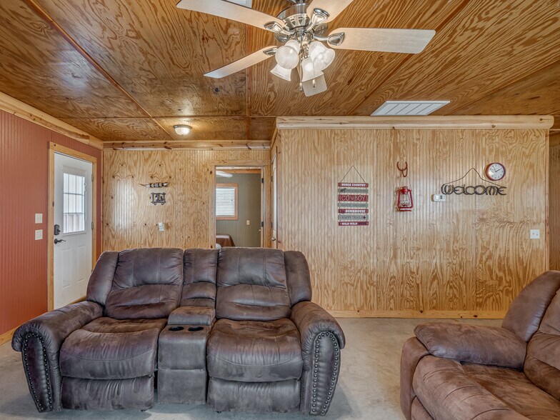 More Photos Of 341070 E 890 Rd, Chandler Lodge Meeting Hall For Sale