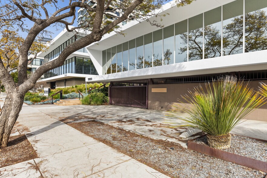 More Photos Of 3003 4th Ave, San Diego Medical For Lease