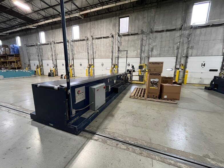 More Photos Of 3616 Independence Dr, Fort Wayne Warehouse For Sale