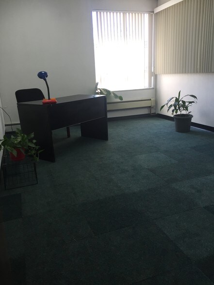 More Photos Of 1625 Lemoine Ave, Fort Lee Storefront Retail Office For Lease