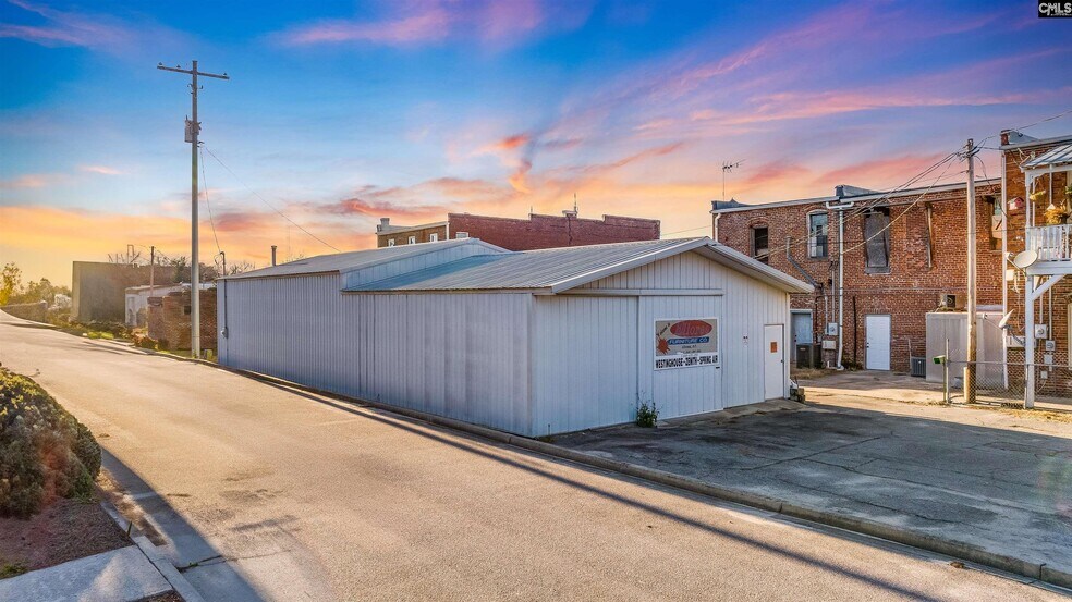 More Photos Of 2701 Cleveland St, Elloree Storefront Retail Residential For Sale