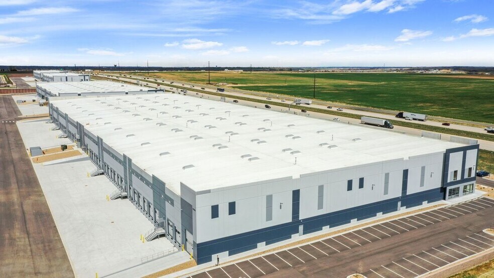 More Photos Of 17754 Spinnaker Way, Broomfield Unknown For Lease