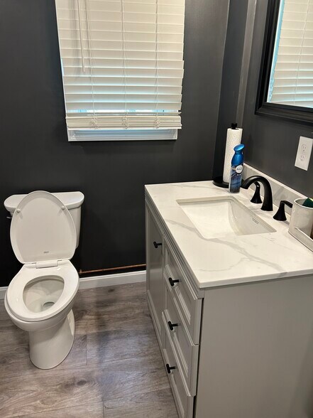 More Photos Of 4 Abbott Pl, Millbury Office For Lease