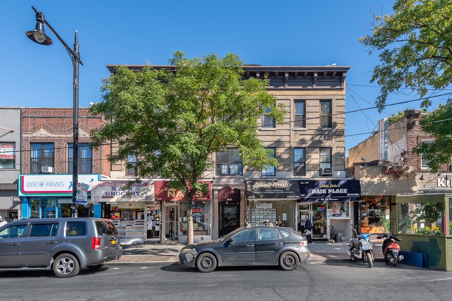 Primary Photo Of 31-21 Ditmars Blvd, Astoria Apartments For Lease