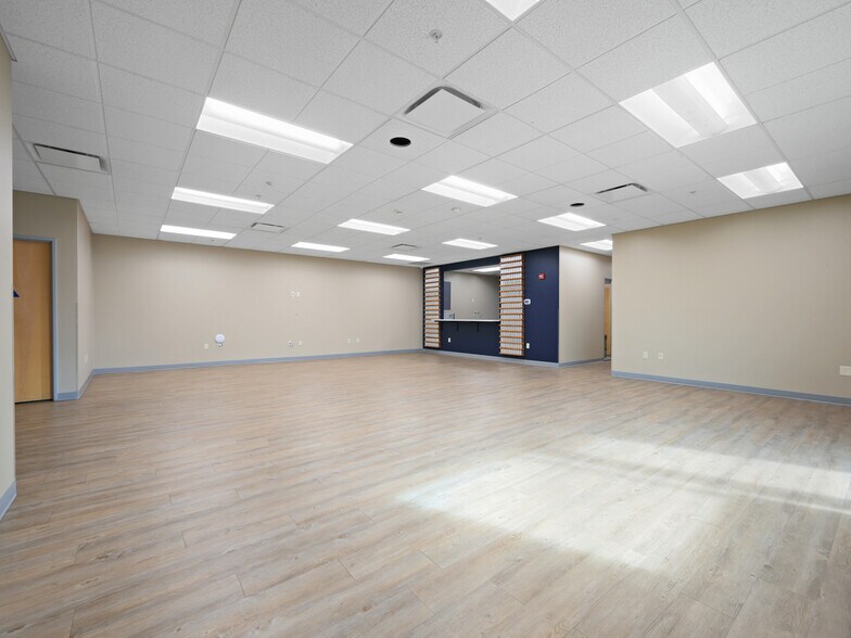 More Photos Of 2530 High Country Ct, Grand Junction Distribution For Lease