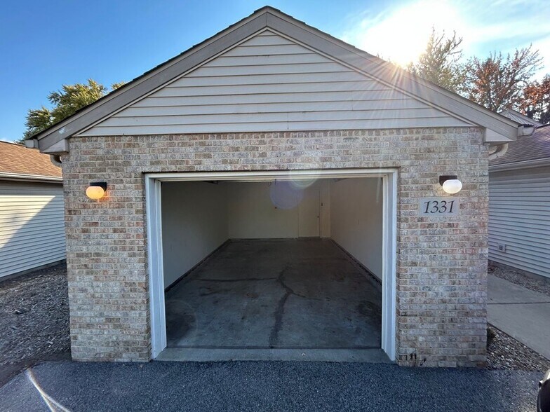 More Photos Of 1230 Lake Charles Ave, Porter Apartments For Sale
