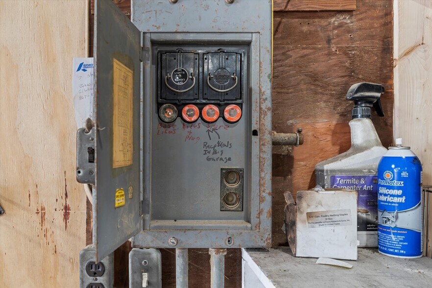 More Photos Of 309 Main St, Emlenton General Retail For Sale