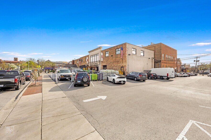 More Photos Of 35 E 1st St, Hinsdale Storefront Retail Office For Sale