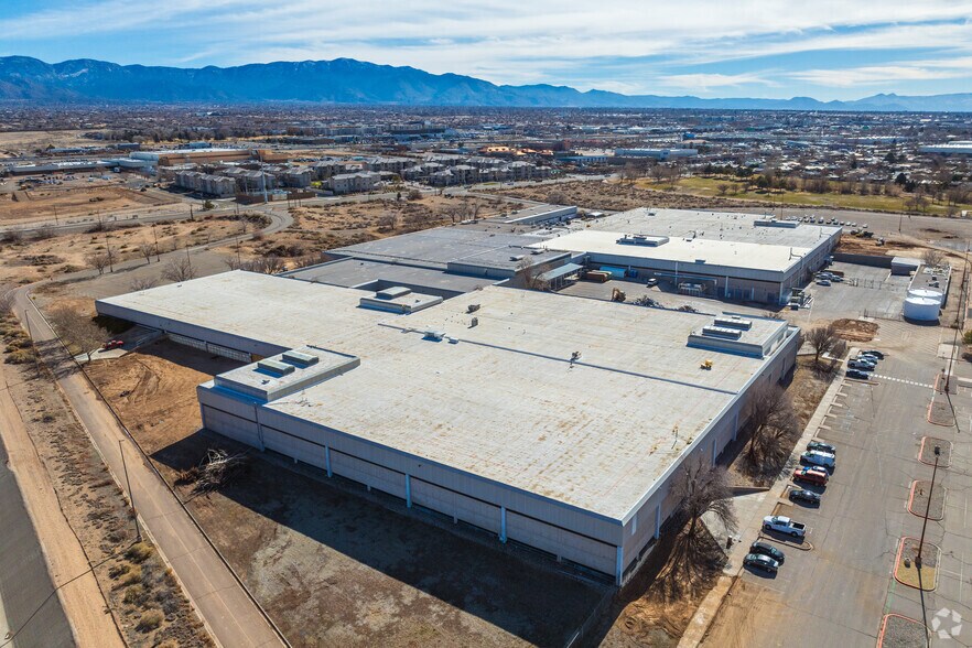More Photos Of 9201-9301 San Mateo Blvd NE, Albuquerque Manufacturing For Lease