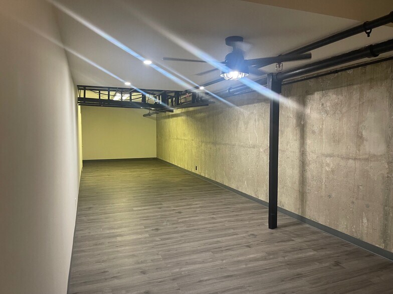 More Photos Of 501 S Myrtle Ave, Monrovia Office For Sale