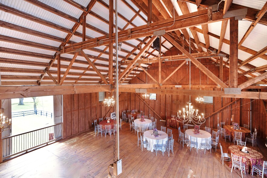 More Photos Of 1902 Jefferson Pike, Knoxville Lodge Meeting Hall For Sale