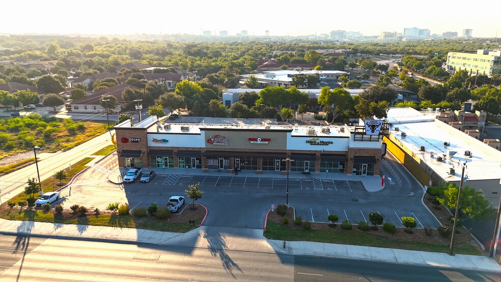 More Photos Of 9390 Huebner Rd, San Antonio General Retail For Sale
