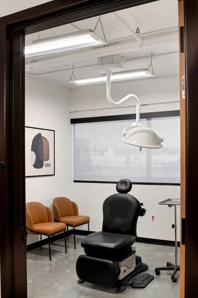 More Photos Of 1125 Texas Ave, El Paso Medical For Sale
