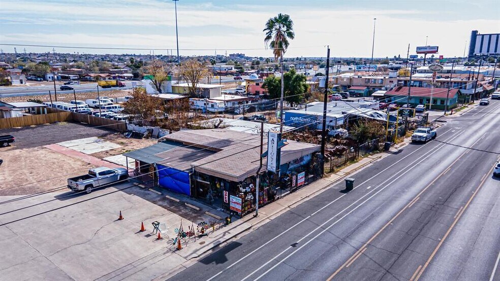 More Photos Of 3002 Santa Ursula Ave, Laredo General Retail For Sale